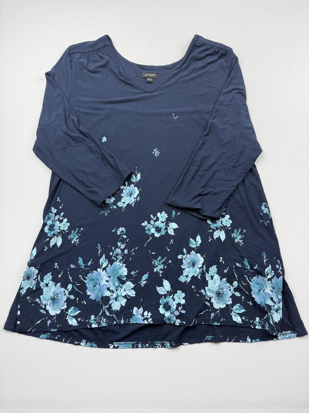 J. Jill Wearever Shirt Womens L Blue Scoop Neck 3/4 Sleeve Floral Tunic Top